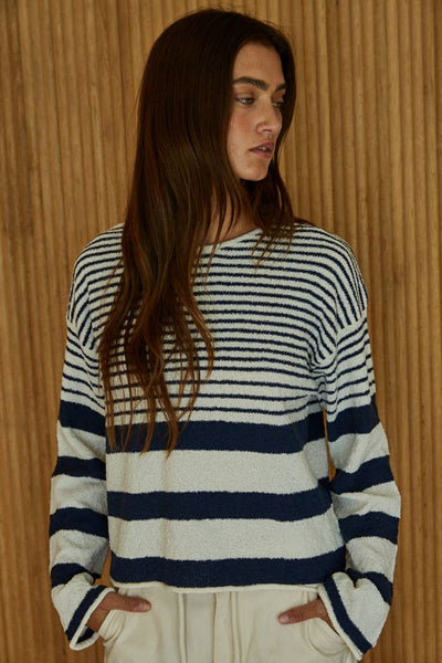 KNIT STRIPED SWEATER TOP