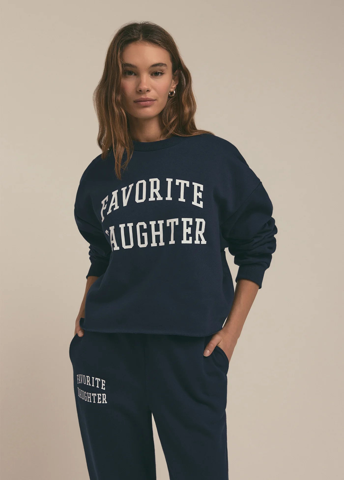 FAVORITE DAUGHTER THE CROPPED COLLEGIATE SWEATSHIRT