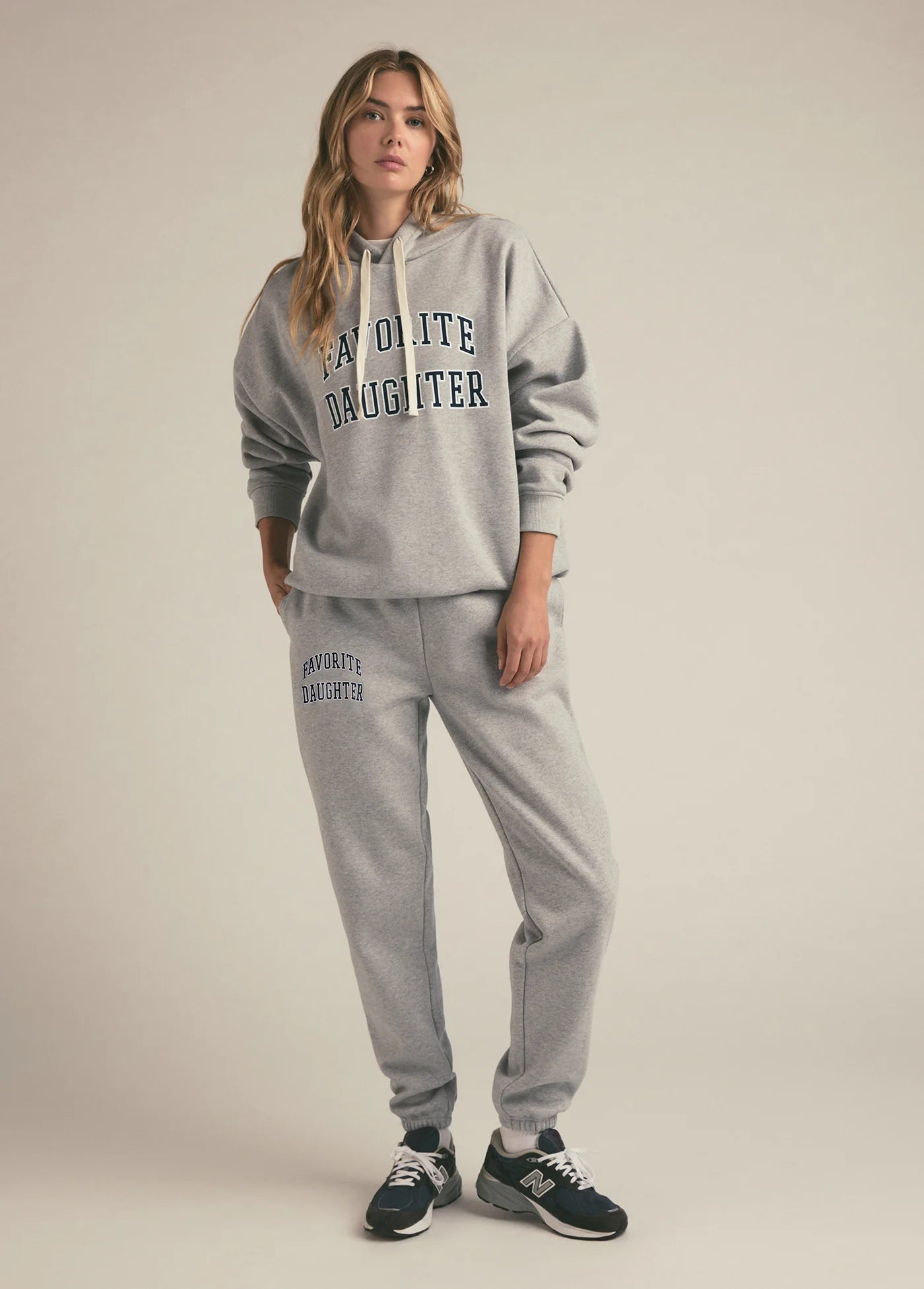 THE COLLEGIATE HOODIE